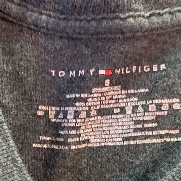 Tommy Hilfiger Mens Tee - Picture 3 of 4